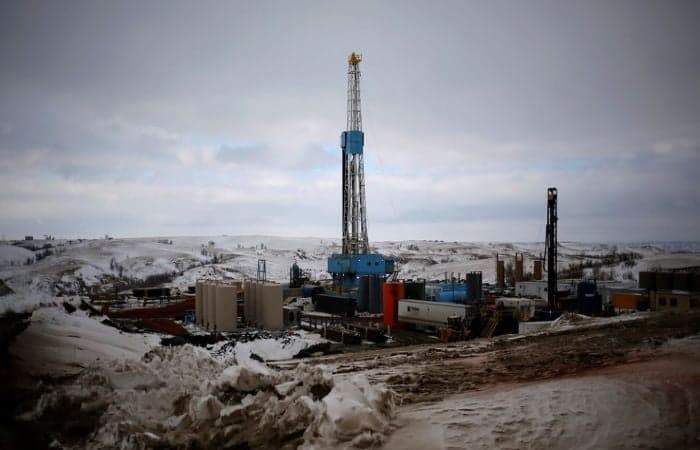 Curtains: The record low prices of shale gas and its grim future outlook have made Schlumberger sell off its North American fracking business, perhaps for good | Photo: Taz.de