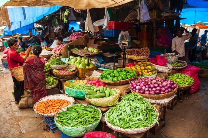 Kitchen staples like tomatoes, onions, potatoes are highly susceptible to weather shocks and are major drivers of food inflation. Photo: Canva