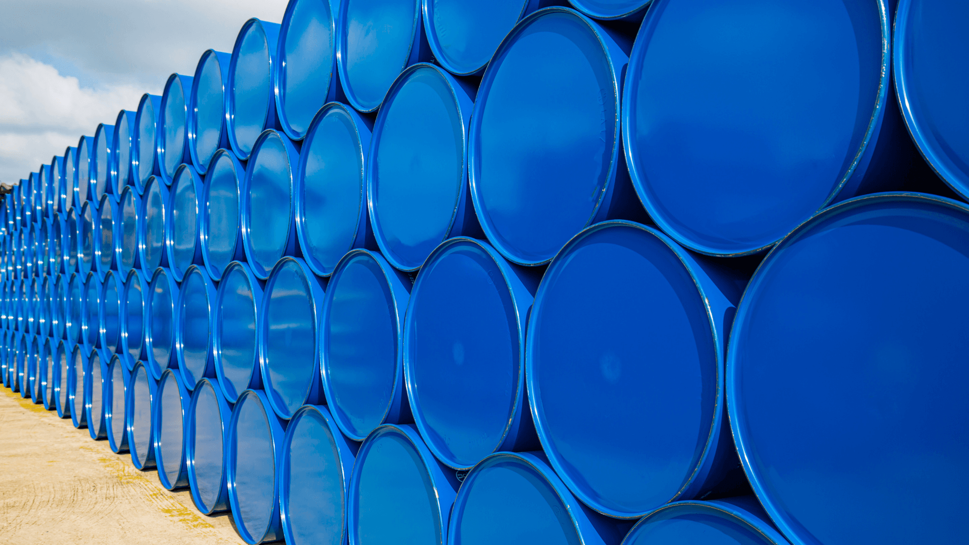 September saw revival of oil traffic, this month Hormuz is shut again 