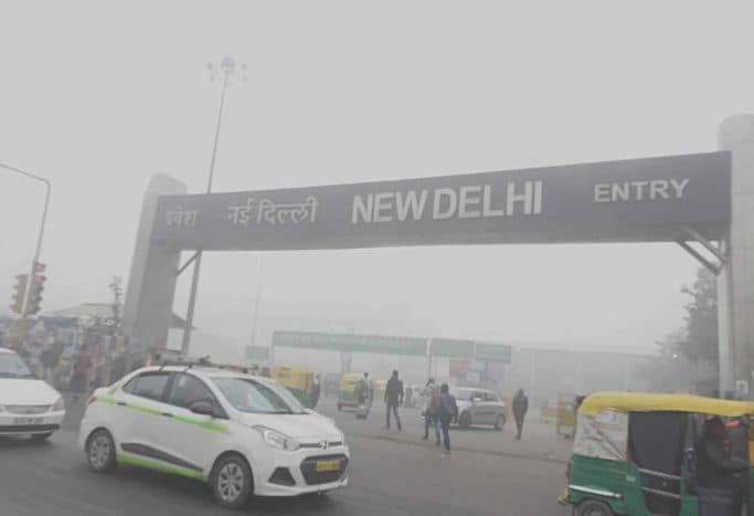 Desperate times: The Air Quality Management (CAQM) has been asked to invite proposals from the general public and experts for a permanent solution to Delhi-NCR’s air pollution woes. Photo: Citizen Matters