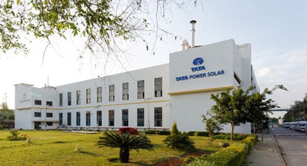 Coming through: Tata’s exit from new coal power highlights coal’s ballooning shortcomings – and that renewables make good business sense | Image credit: FIINews