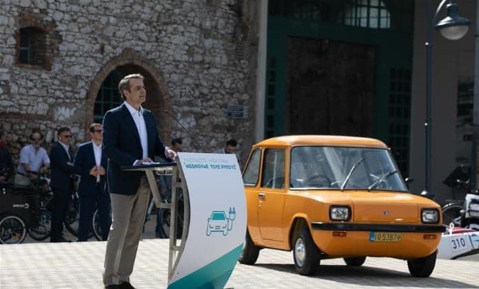 Got to boost numbers: Greek Prime Minister Kyriakos Mitsotakis presented the government’s plan for promoting electromobility in Athens on 5 June, World Environment Day | Photo: Xinhua News