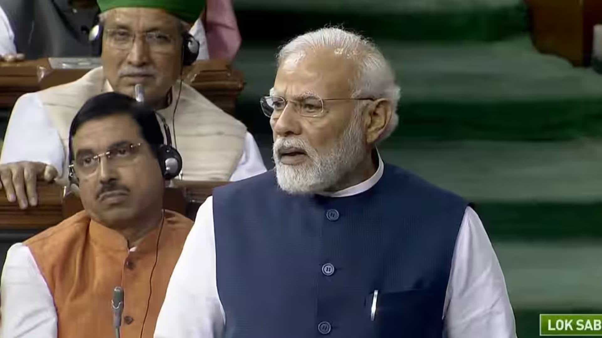 Govt to Procure Crude, Gas From All Possible Sources Amid Global Energy Crisis