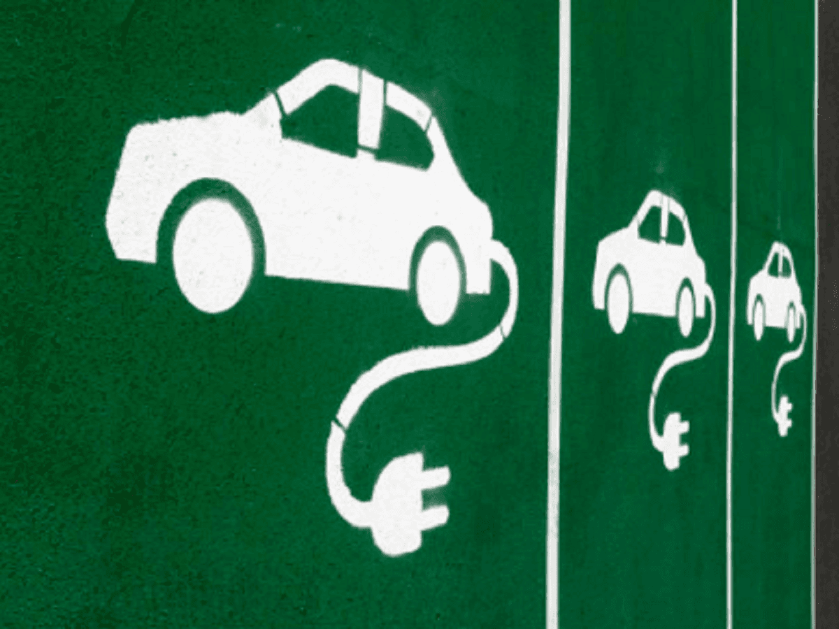 All charged up: Tamil Nadu’s ambitious new EV policy is filled with sops to encourage purchase of EVs and the setting up of charging infrastructure across the state | Photo: Economic Times