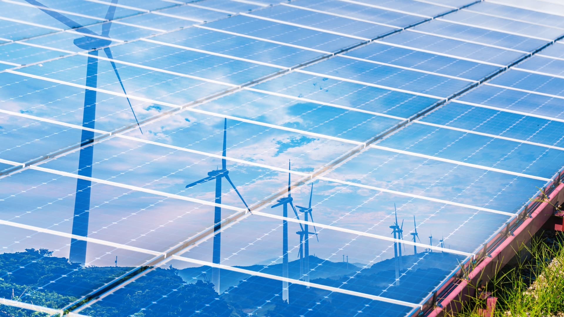 India Crosses 300 GW of Non-Fossil Power Capacity, Meets Over 60% of 2030 Target