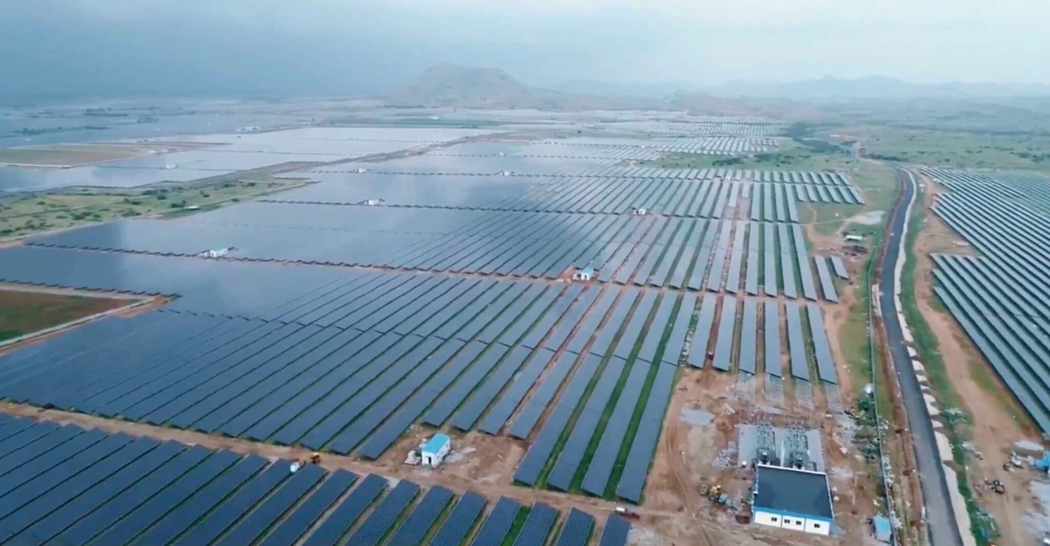 The 2050MW capacity Pavagada Solar Park in Karnataka | Photo: Solar Compare
