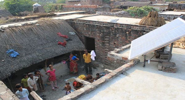 Necessary: $500 billion for India’s renewable energy targets is much-needed investment to steer its clean energy transition | Image credit: HuffingtonPost