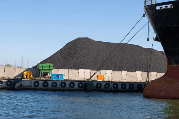 The analysis revealed that more than 95% of the coal plant capacity starting construction this year was in China.