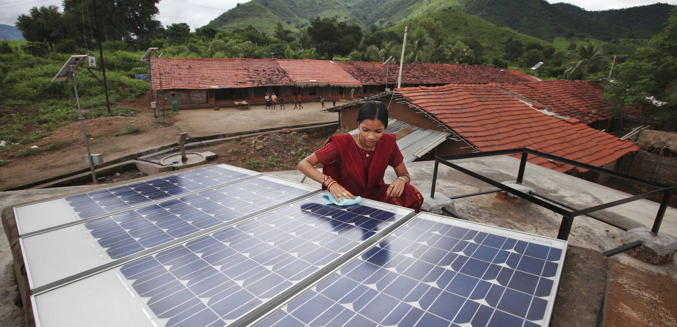 Time to pick priorities: India can maximise benefits of any stimulus intervention aimed at aiding a transition to clean energy if it is accompanied by widespread structural reforms | Photo: International Growth Centre