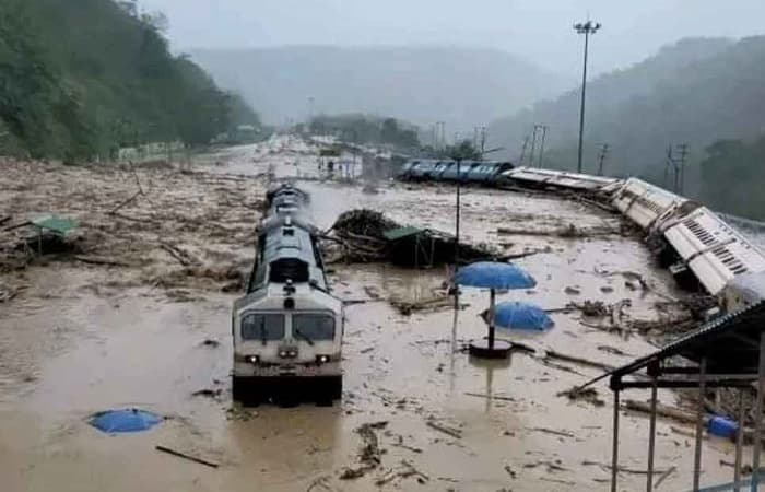 Flood fury: Assam and Meghalaya faced the brunt of heavy pre-monsoon showers, flooding from which has affected more than 7 lakh people in over 30 districts | Photo: OnManorama