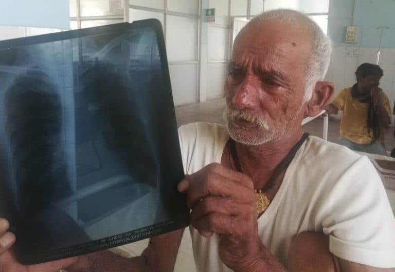 The tox-shock: Hospitals in the national capital in recent years have reported a sharp rise in the incidence of respiratory diseases and pulmonary disorders even among non-smokers in the region | Photo: Indiaspend