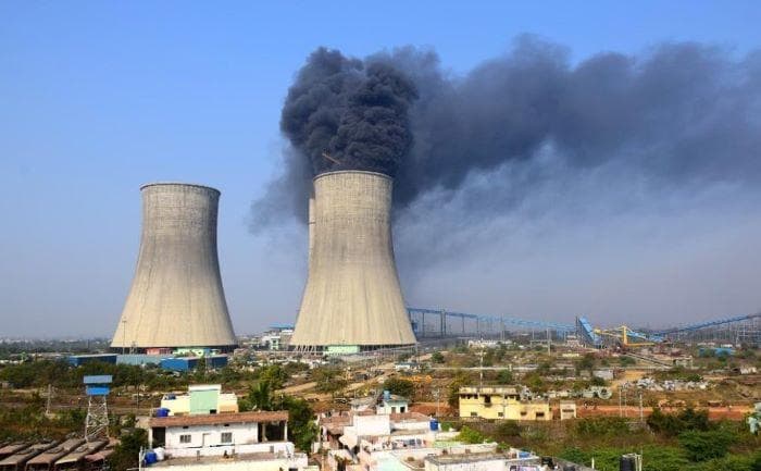 Pay & pollute? Most of India’s thermal power plants have been given another extension until 2025 to implement SO2 emission norms | Photo: The Weather Channel