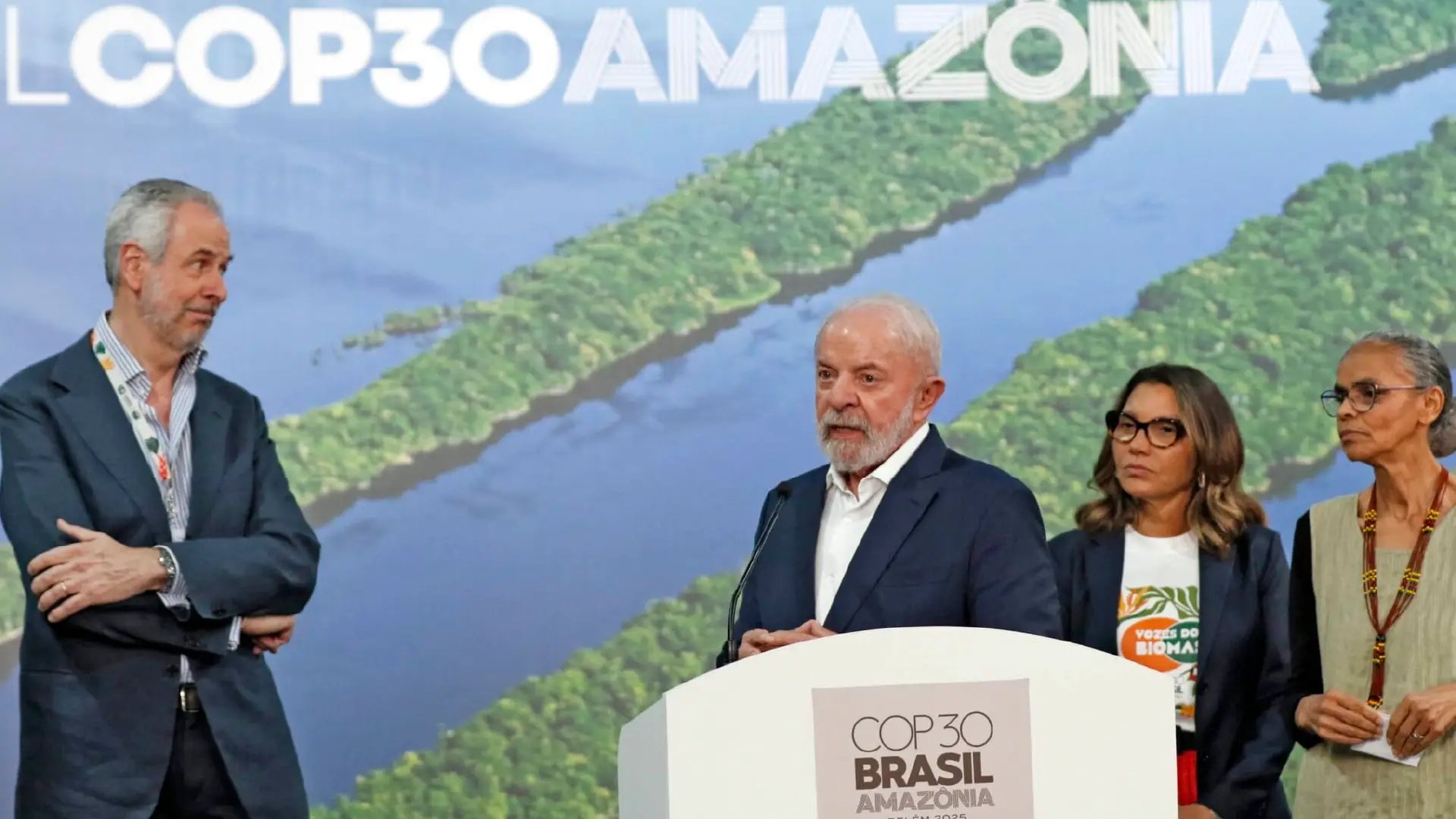Lula Pitches Fossil Fuel Phase-Out at COP30, But Can a Divided World Agree?